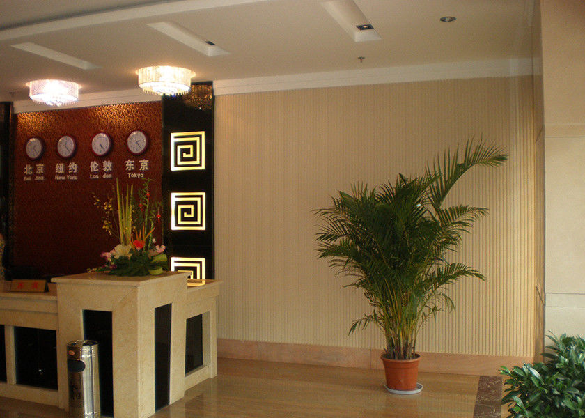 Coffee Wpc Wall Cladding Interior Decoration Ceiling Panel For