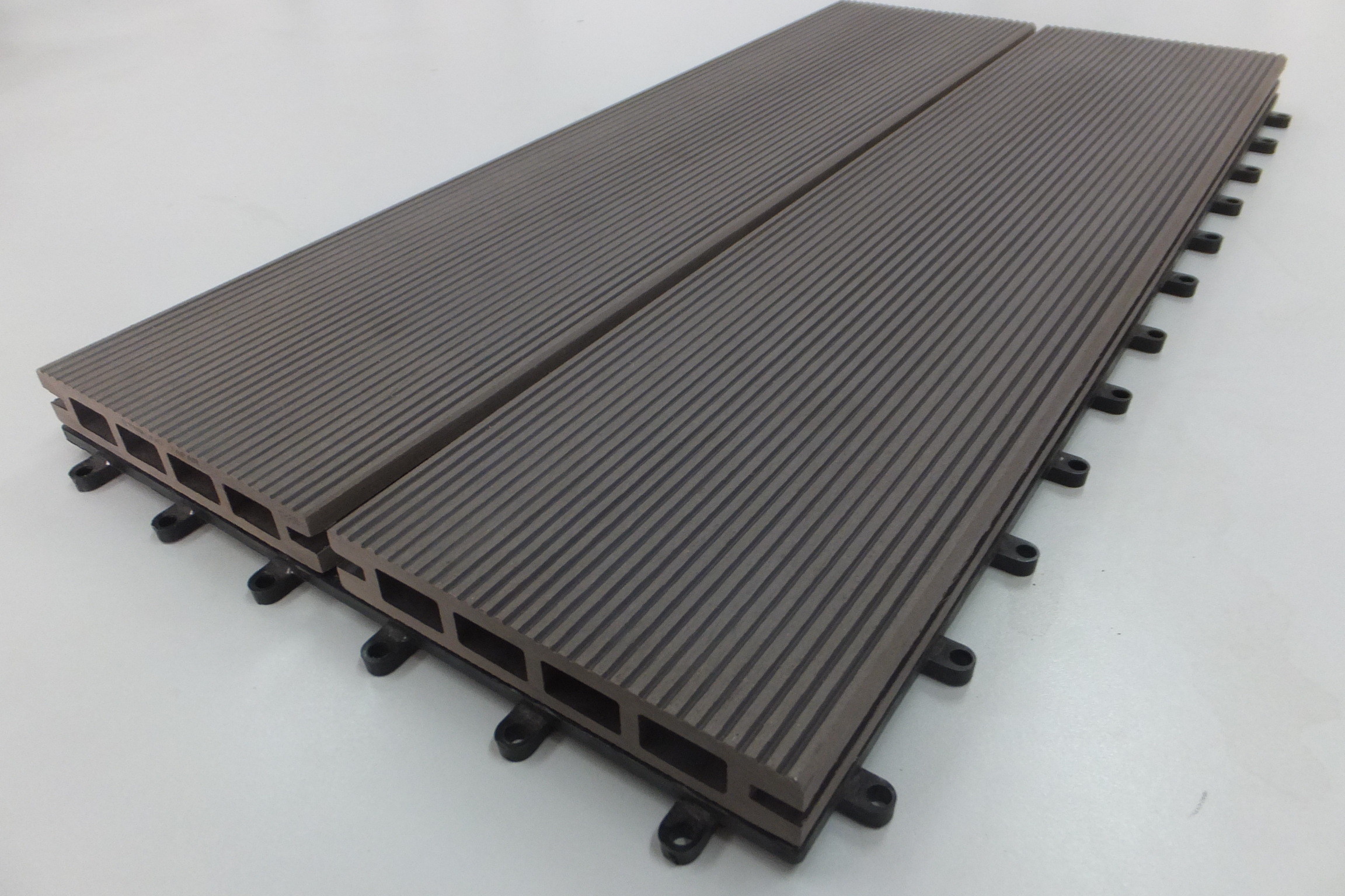 Waterproof WPC Composite Woodgrain Decking Boards for Park Garden