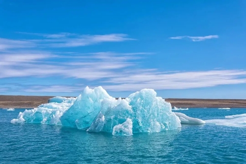 Latest company news about When blue blends into the home, it beats back the summer heat