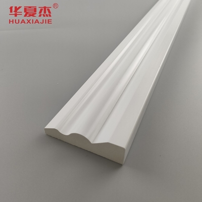 White Pvc Skirting Board 70x20mm Pvc Moulding Easy To Clean Base Board Colonial Casing Indoor Decoration